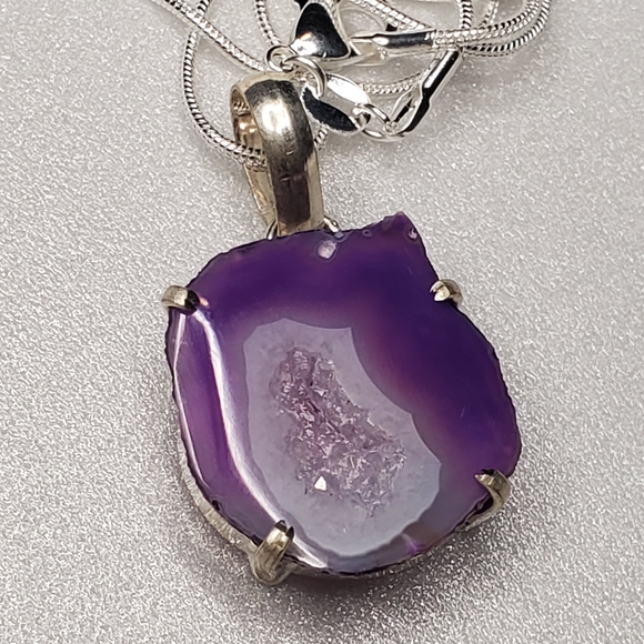 NEW Sliced Purple Colored Agate Pendant - Picture 2 of 6